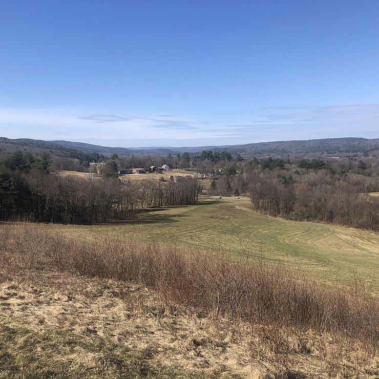 A picture of a field on Chickering Farm in Westmoreland NH