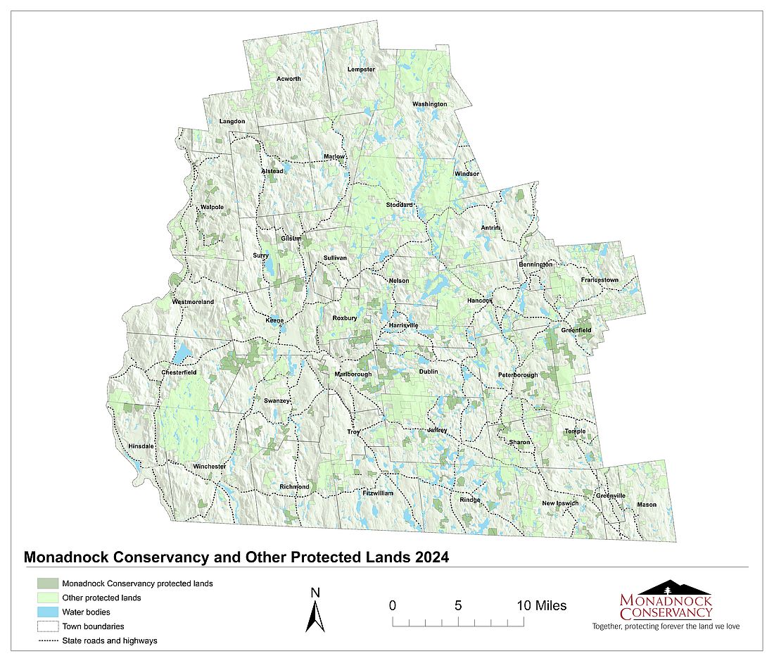 a map of the monadnock region with highlighted regions corresponding to where the Monadnock Conservancy holds conservation easements or own conserved land. 